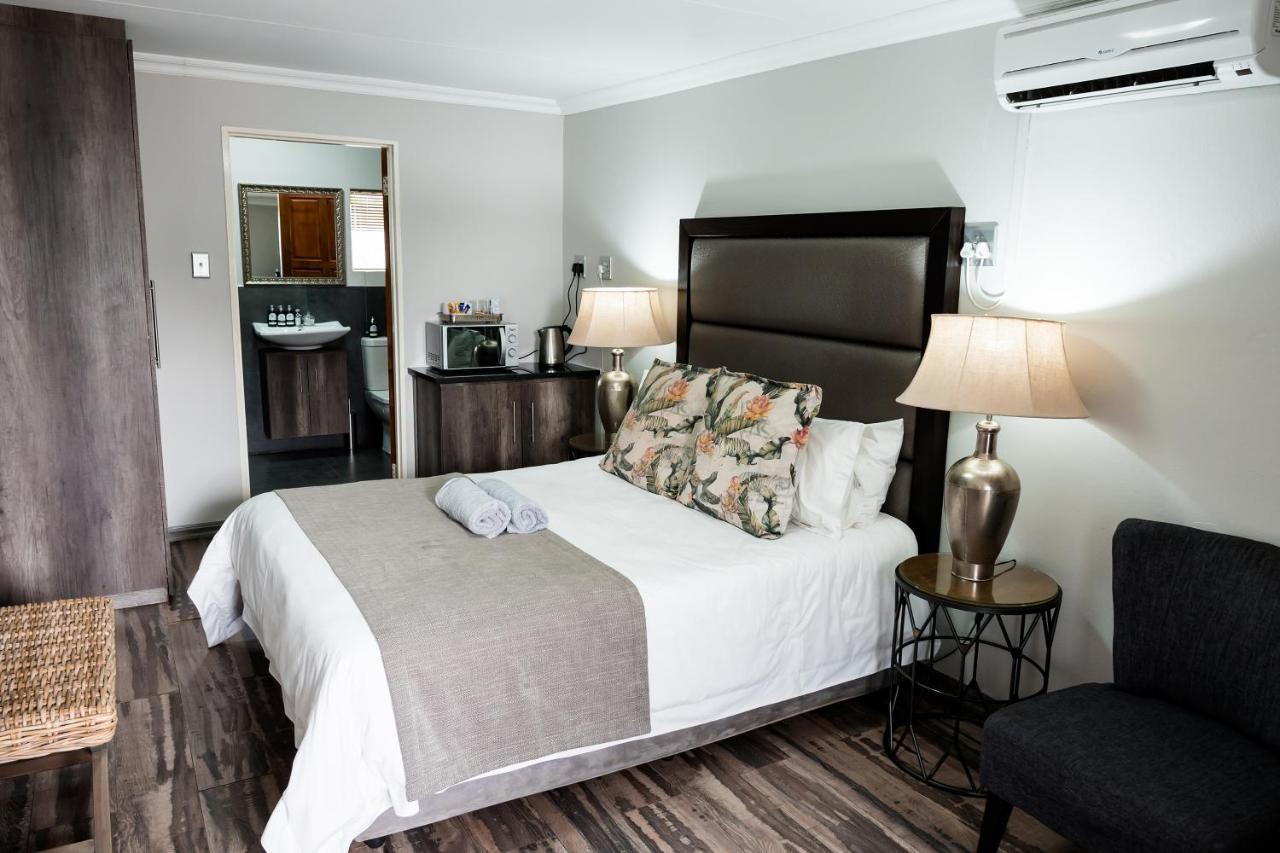 Villa Gracia Guesthouse Klerksdorp Esterno foto
