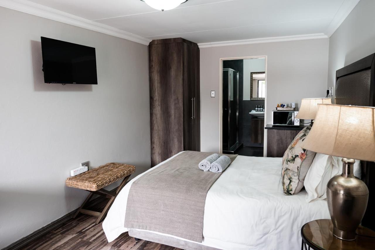 Villa Gracia Guesthouse Klerksdorp Esterno foto